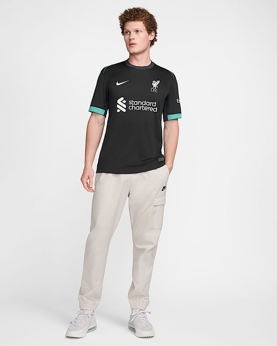 Liverpool FC 2024/25 Stadium Away